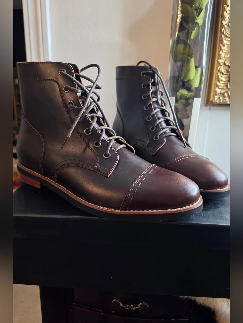 Party Men's Dark Brown Leather Cap-Toe Chukka Boots Size 10.5 New